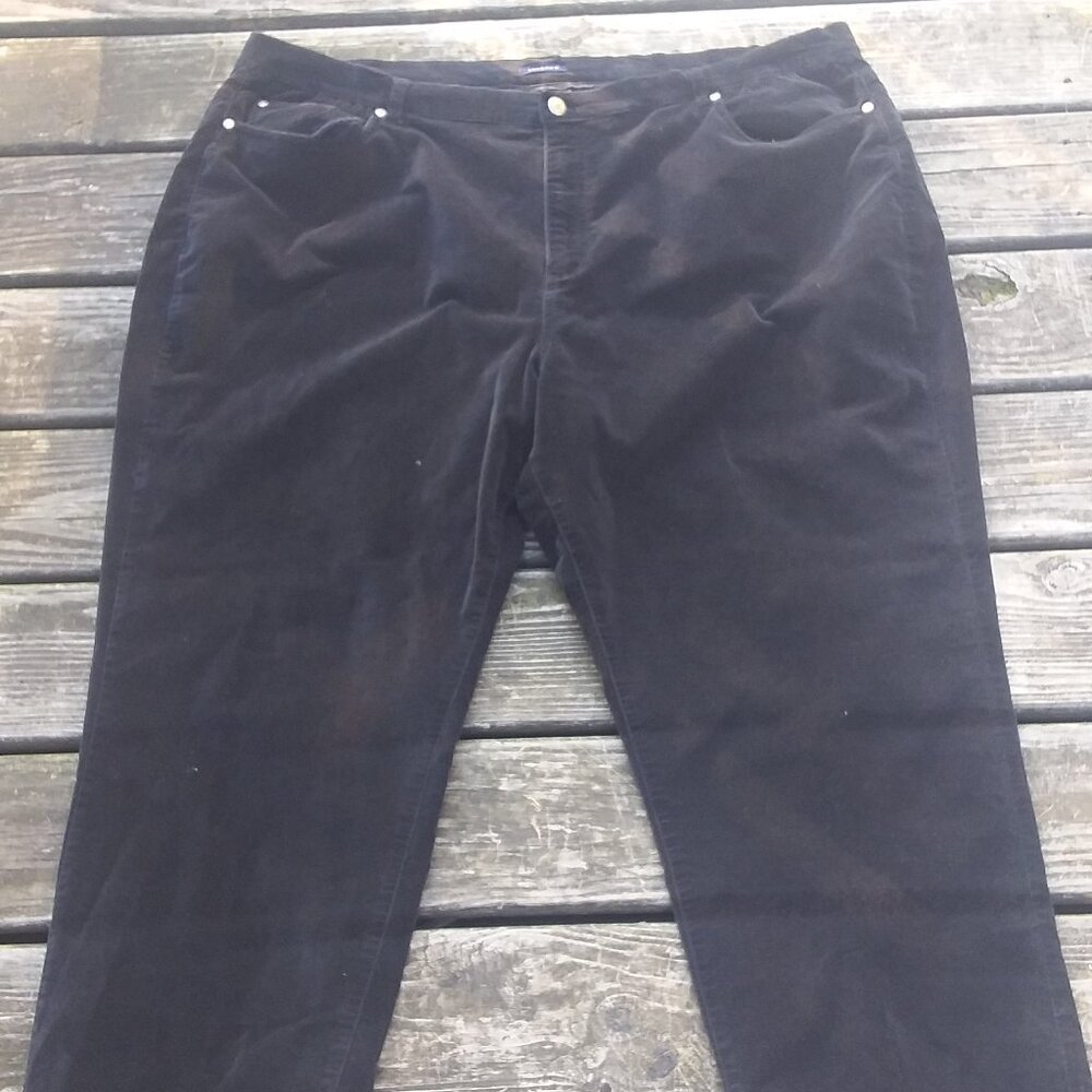 Lane Bryant Venezia Woman’s Jeans Black Denim 28 Plus Size Butter Soft texture